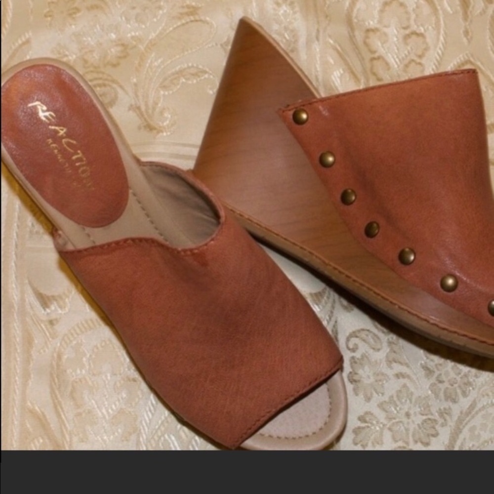 NEW KENNETH. COLE. Only. 32